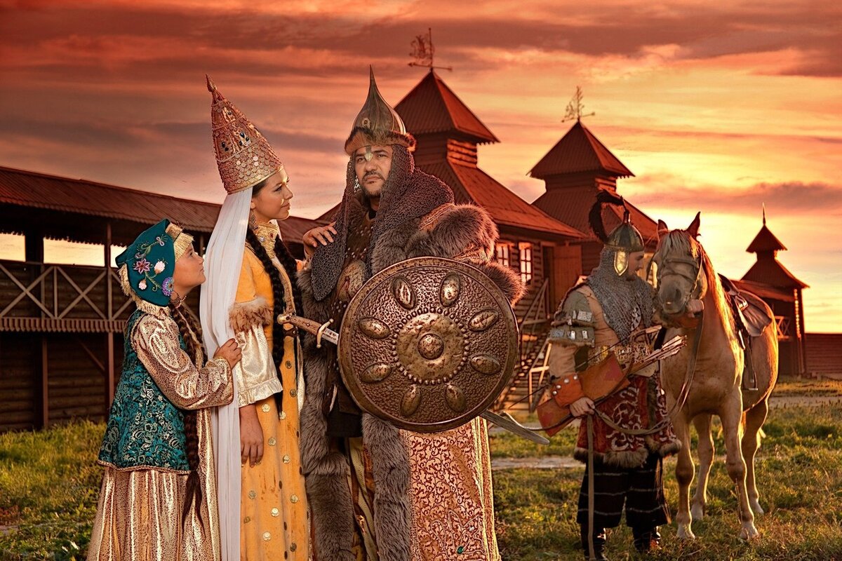 Реконструкция костюмов булгар в рамках этногрофического фестиваля. Фото: hystory.mediasole.ru