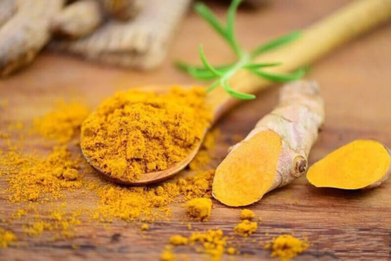 Простые способы удаления папиллом, кератом и бородавок