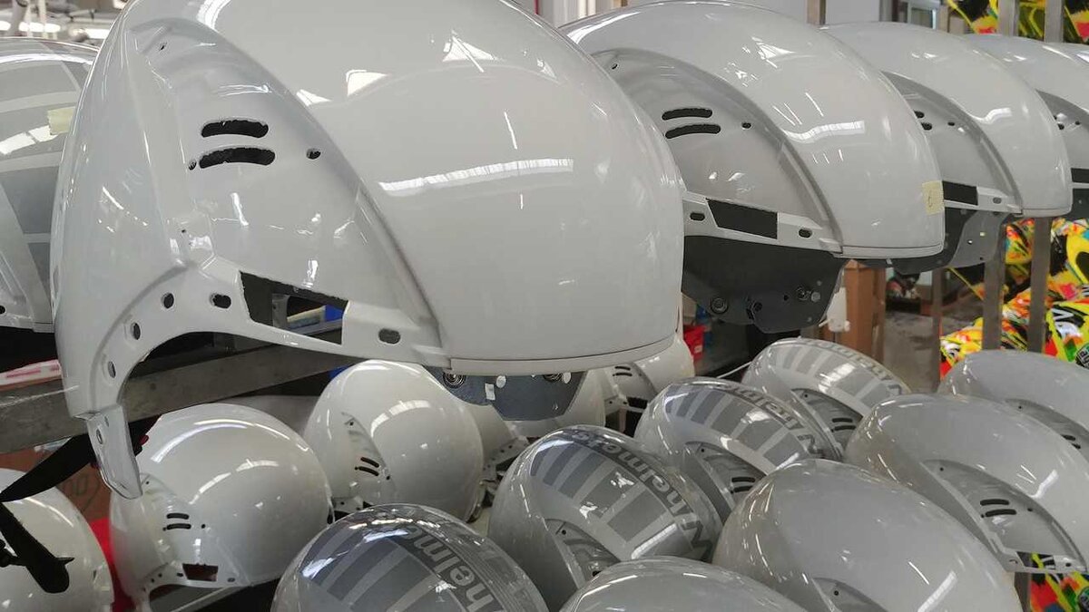 Оболочки мотошлемов