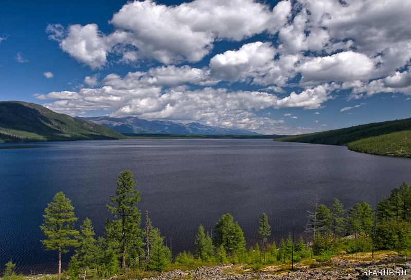 Оз. Большое Леприндо Каларского р-на с него начинается р,Чара считается по чистоте вторым после оз.Байкала