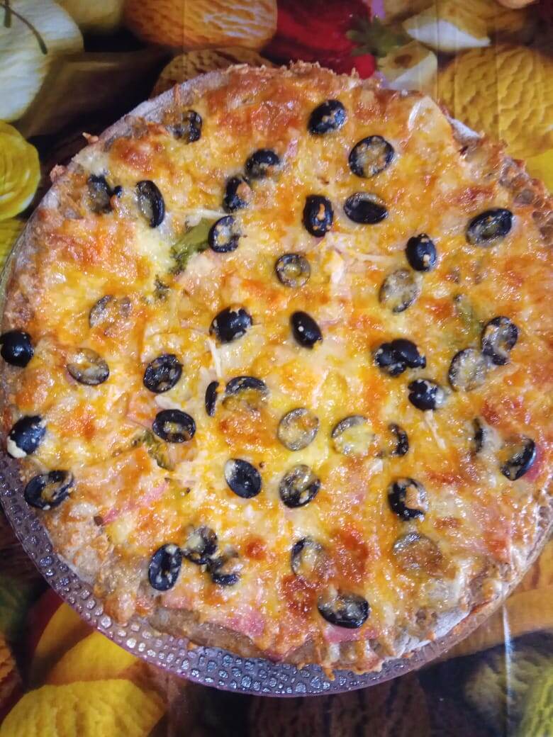 Пицца, пицца и конвертик для денег))