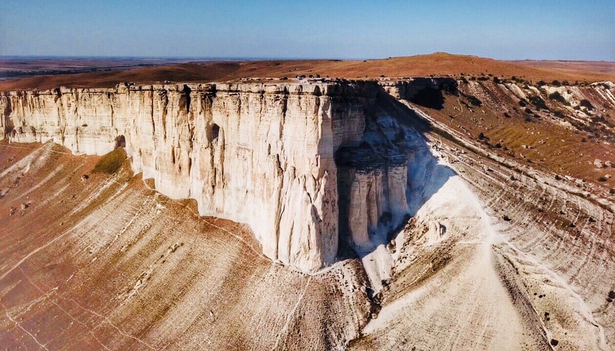 Белая скала АК Кая сверху