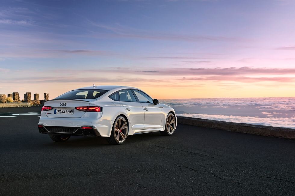 Audi rs5 White