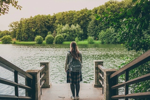 В таких ситуациях важно, прежде всего, справиться со сложными, тяжелыми чувствами - и тогда ответ на вопрос, что делать дальше, придет сам.