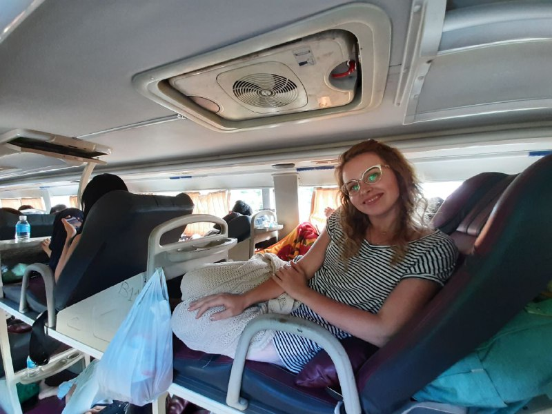 У нас у обоих было место на втором этаже, Андрею повезло еще больше, его место было у окна :)