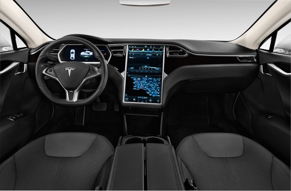 Из-за чего на скорости развалилась подвеска на таком автомобиля как Tesla?  И чего это стоило водителю, находящемуся в ней? | АвтоМастер 