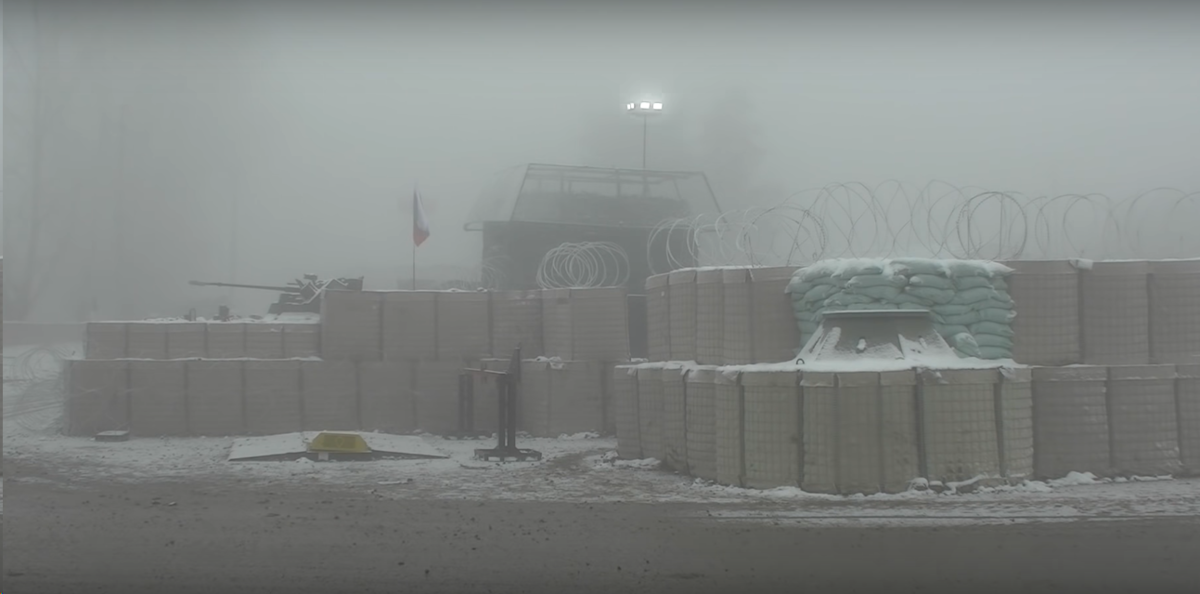 Блокпост российских миротворцев в Карабахе. Скриншот видео https://www.youtube.com/watch?v=6GZuRouNBoA