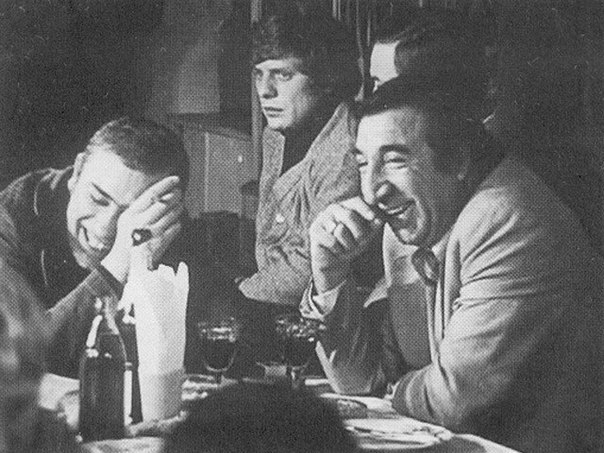   Такую хорошую новость они немножко отметили в ресторане