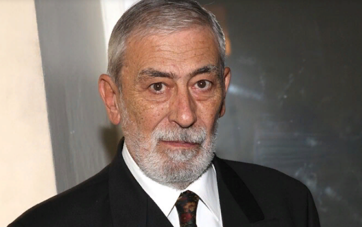 Легенда советского кино и эстрады – Вахтанг Кикабидзе. Его незабываемый, мягкий и бесконечно красивый голос, способный прикасаться к душе слушателей, помнят и до сих пор любят миллионы людей.-7