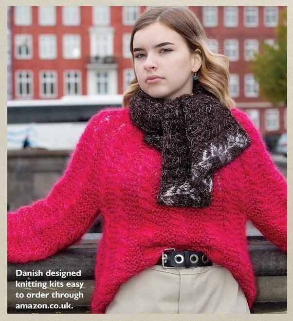 Красный джемпер из мохеровой пряжи. Фото источник: www.liveinternet.ru/users/tnn1952/post476087271.