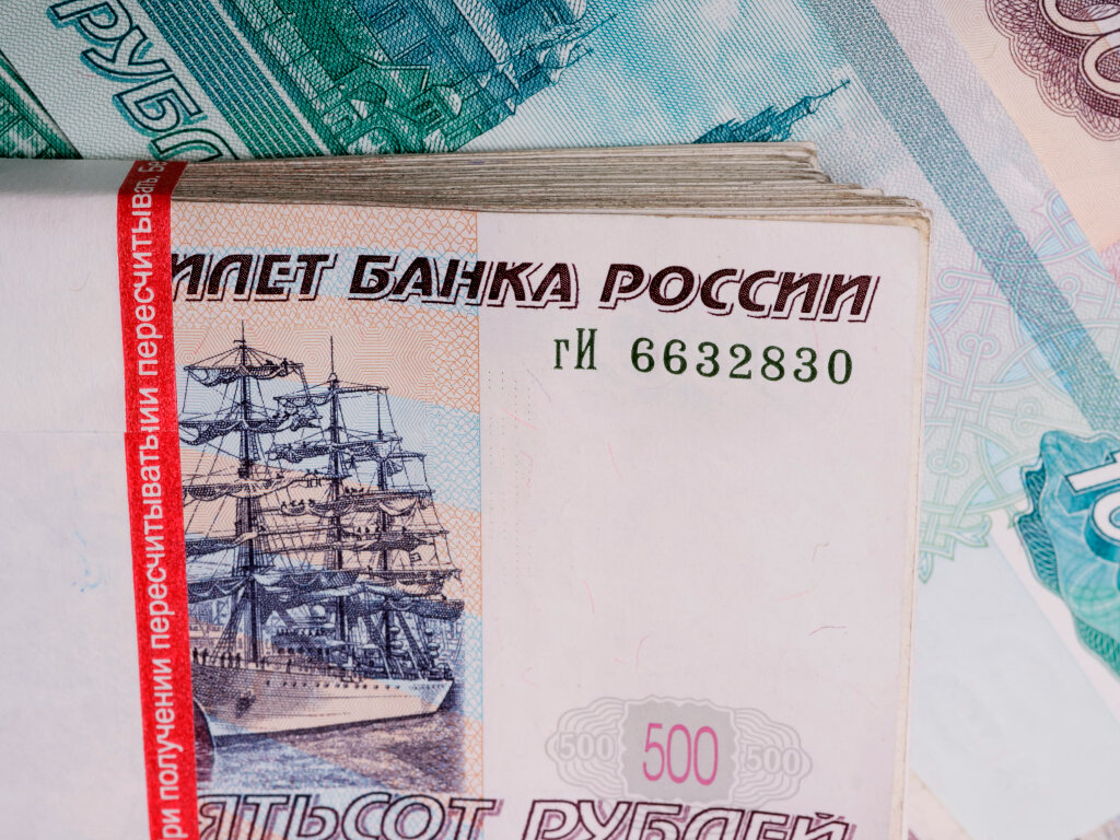 В этот день стоит избегать манипуляций с деньгами. Фото: Pxfuel.com 