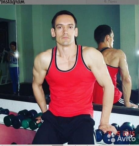 Идеальный нарцисс-перверзник в молодости.