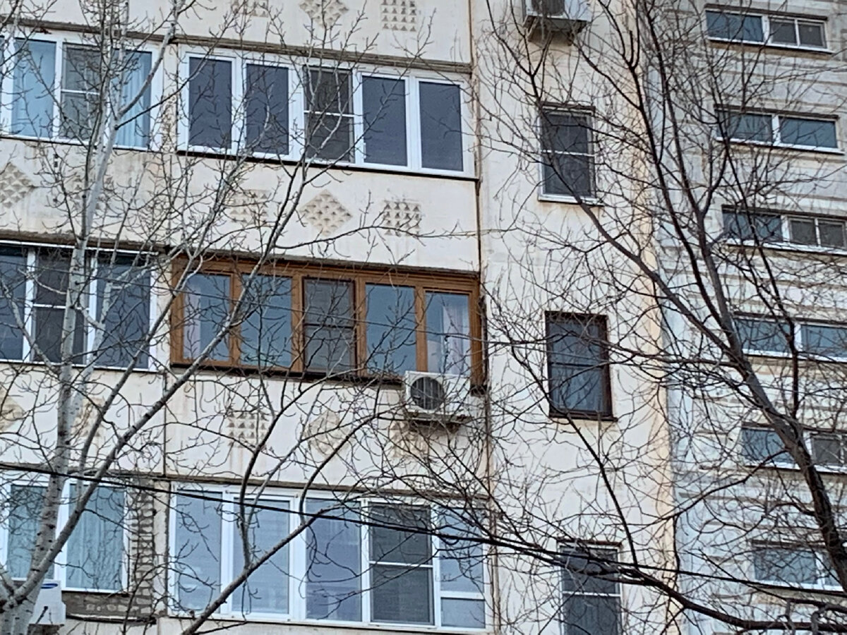 Фото автора. Серия жилого дома 135а. Кухонное окно на одну створку