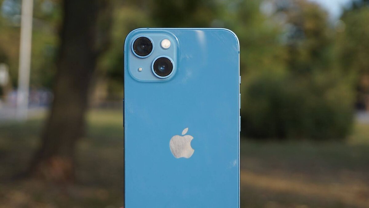    Стоит ли покупать iPhone 13 в 2023?