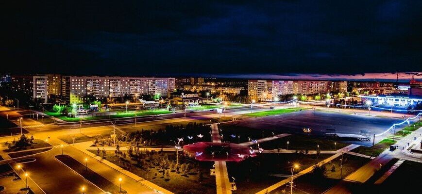 Республика Коми вполне заслуженно гордится своим молодым и весьма успешным городом Усинск. Земля которого обладает очень внушительными запасами нефти и газа.