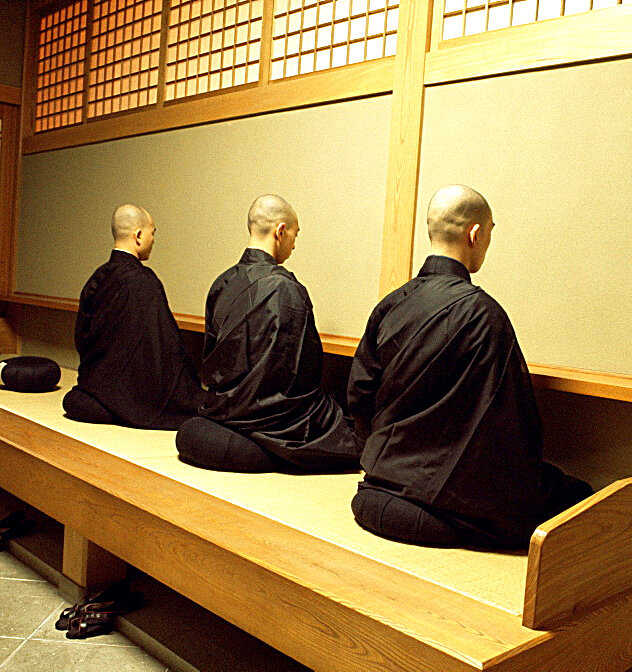 Медитация в монастыре