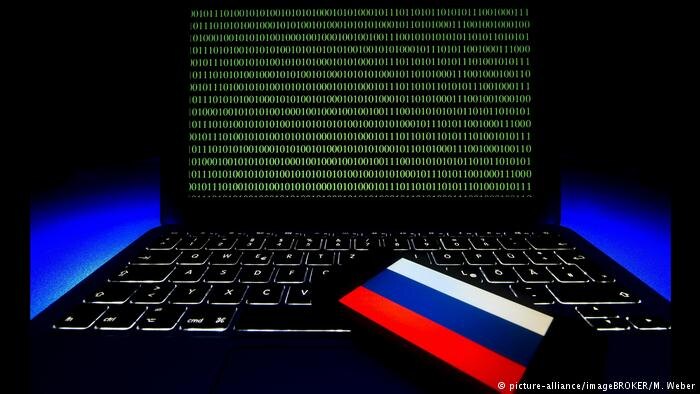 Объектами шпионажа со стороны Главного управления Генштаба РФ становились в основном госучреждения Латвии, реже - медиакомпании, указали в институте госбезопасности этой страны.

