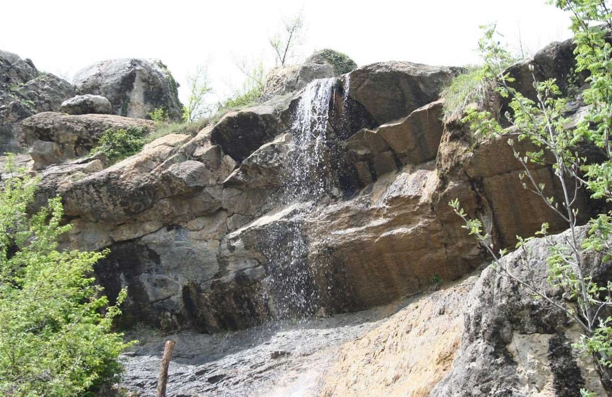 Арпатский водопад Крым