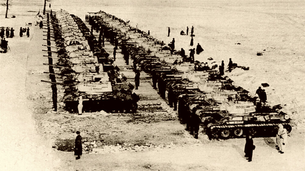 Танковые колонны на средства. Танковая колонна ссср 1941. Танковые колонны на средства. Танковая колонна тамбовский колхозник. Танк тамбовский колхозник передача танков.