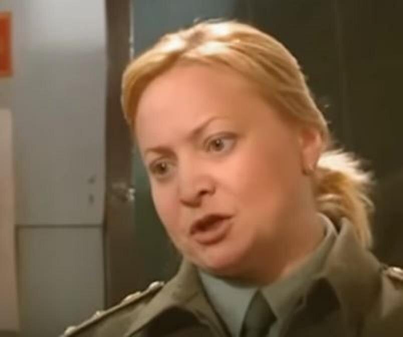 светлана пермякова топалова солдаты. прапорщик топалова сериал солдаты. светлана пермякова солдаты. сериал солдаты соколов. светлана пермякова в сериале солдаты.