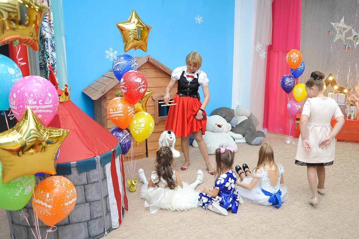 Фото: фрагмент программы "Королевство воздушных шаров"