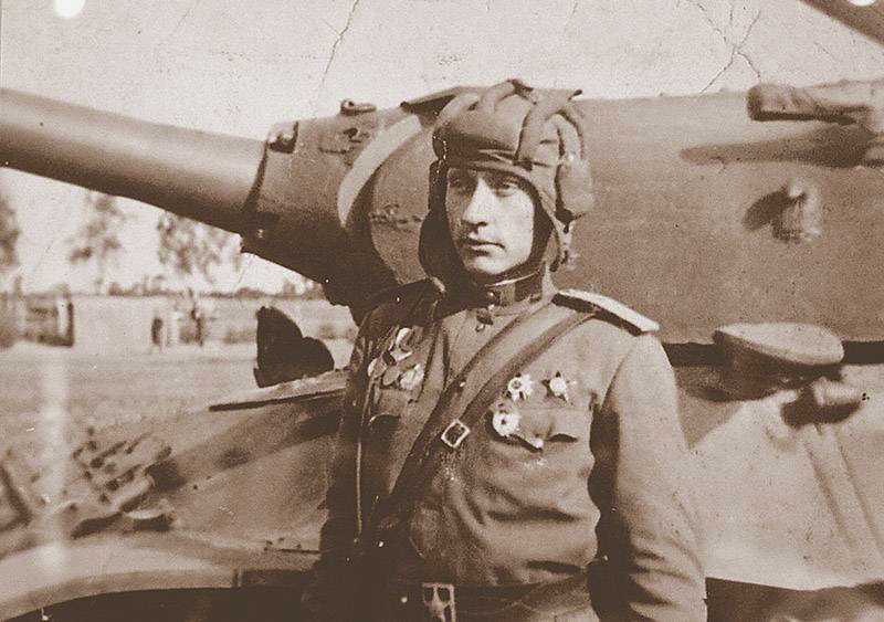 Зиновий Григорьевич Колобанов