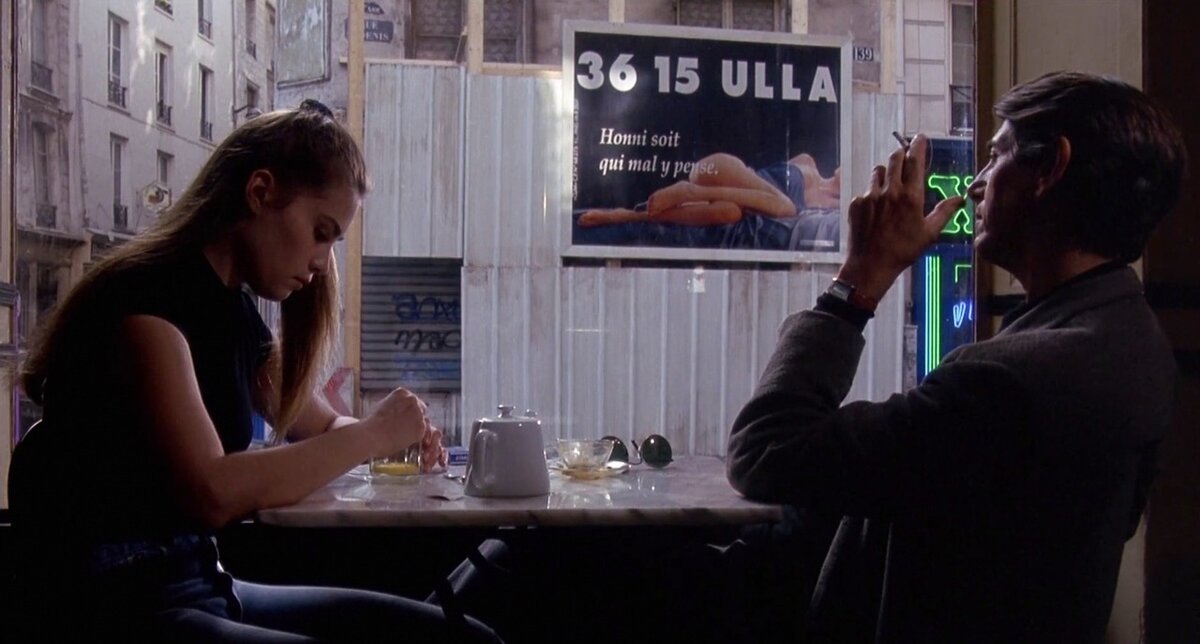 Эмманюэль Семье и Питер Койот в фильме «Горькая луна». Фото: кадр из фильма