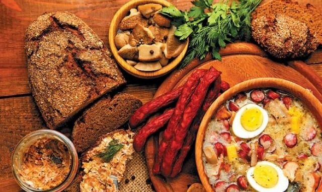 Популярный польский суп журек.