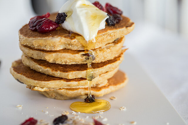 Простые в приготовлении, полезные оладьи, порадуют вас своим вкусом и не навредят фигуре. фото с сайта: http://sladkiexroniki.ru/