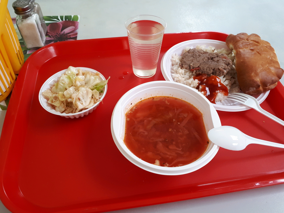 обед за 30 рублей. обед за 30 рублей. обеды для бездомных. обед за 30 рублей. сытный обед за 100 рублей.