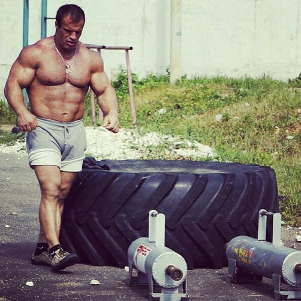 Денис Цыпленков на тренировке