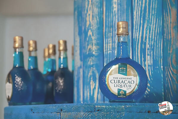 Разноцветный ликер blue curacao. История, домашнее приготовление, вкусные коктейли с Блю Кюрасао