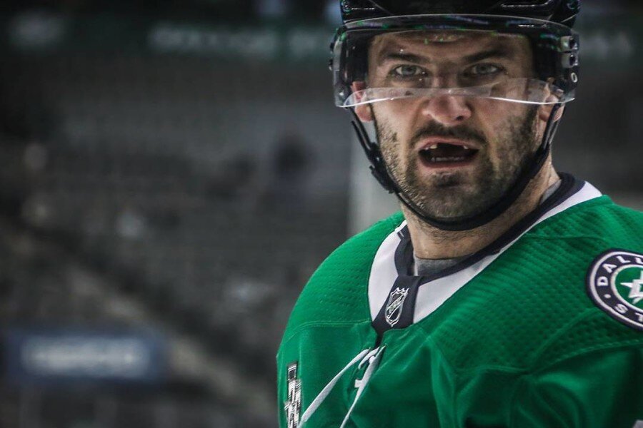 Александр Радулов