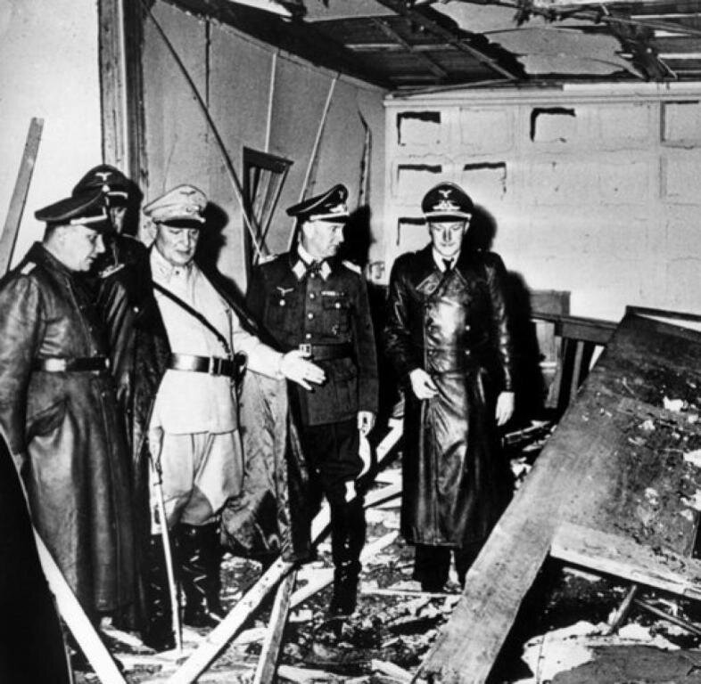 20 июля 1944. Покушение на гитлера 1944 штауффенберг. 20 июля 1944 штауффенберг. 20 июля 1944 — неудачное покушение на адольфа гитлера..