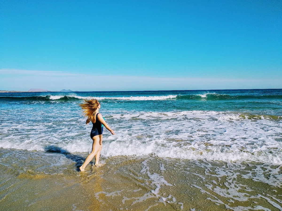 Атлантический океан, о.Лансароте, из личного архива.