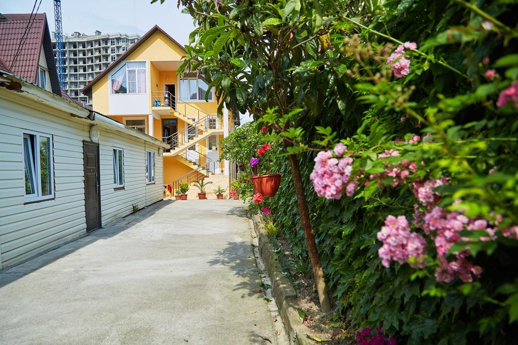 Сочи весной