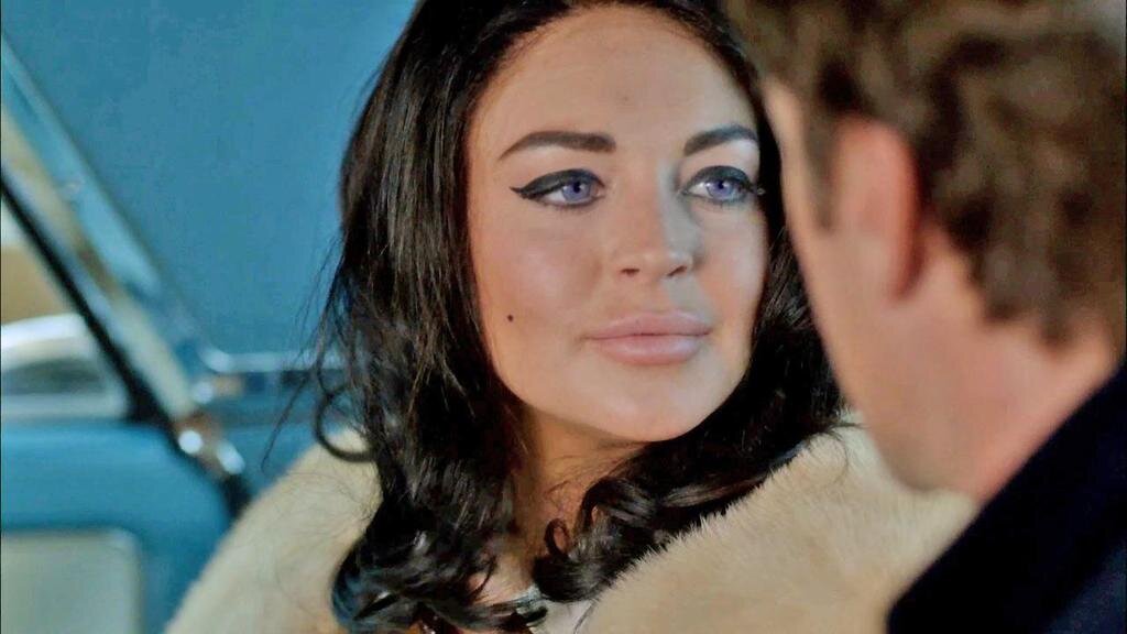 Линдси в фильме Liz & Dick