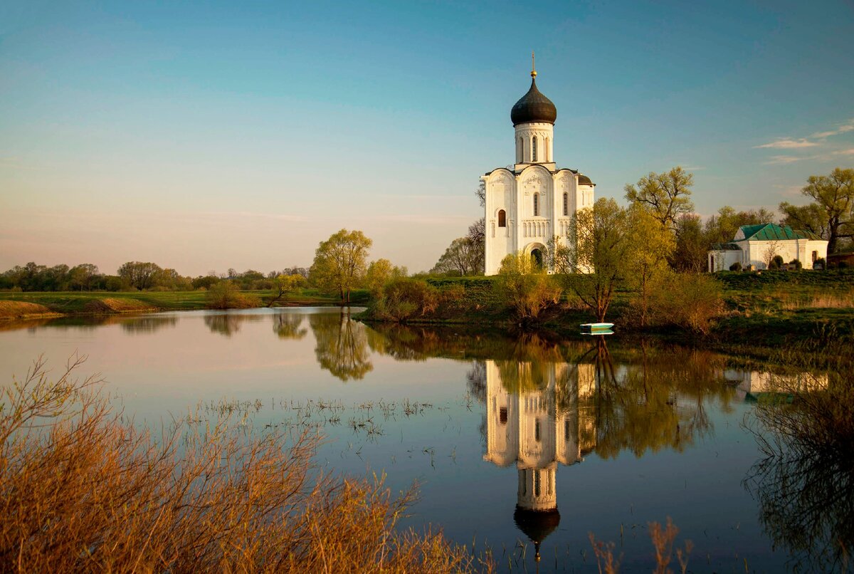 Церковь Покрова на Нерли (Фото Алекс Миловский)