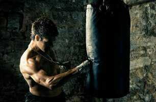 Держи удар!!!