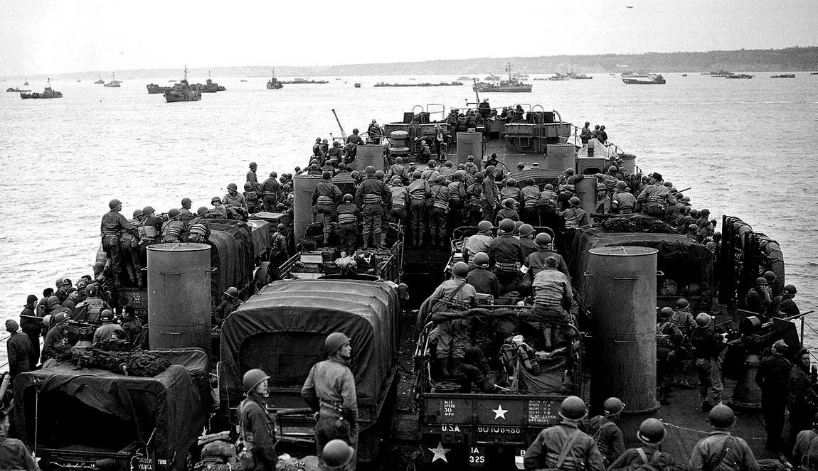Высадка д. Высадка в Нормандии 1944. Десант Нормандия 1944. 6 Июня 1944 высадка в Нормандии. Нормандская операция Оверлорд.