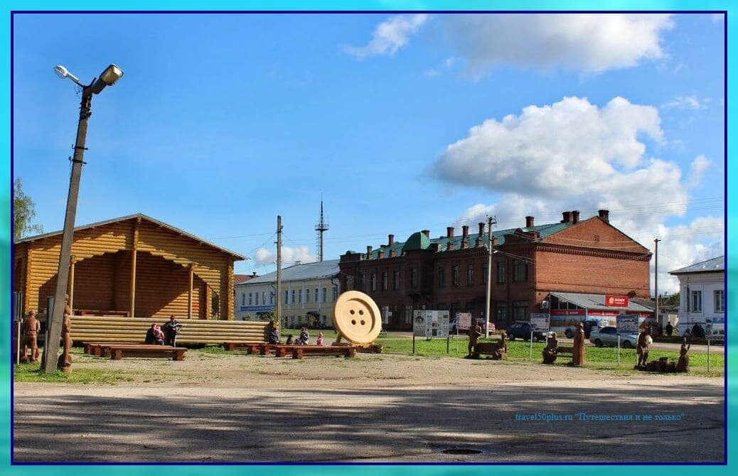 Центральная площадь Чухломы.