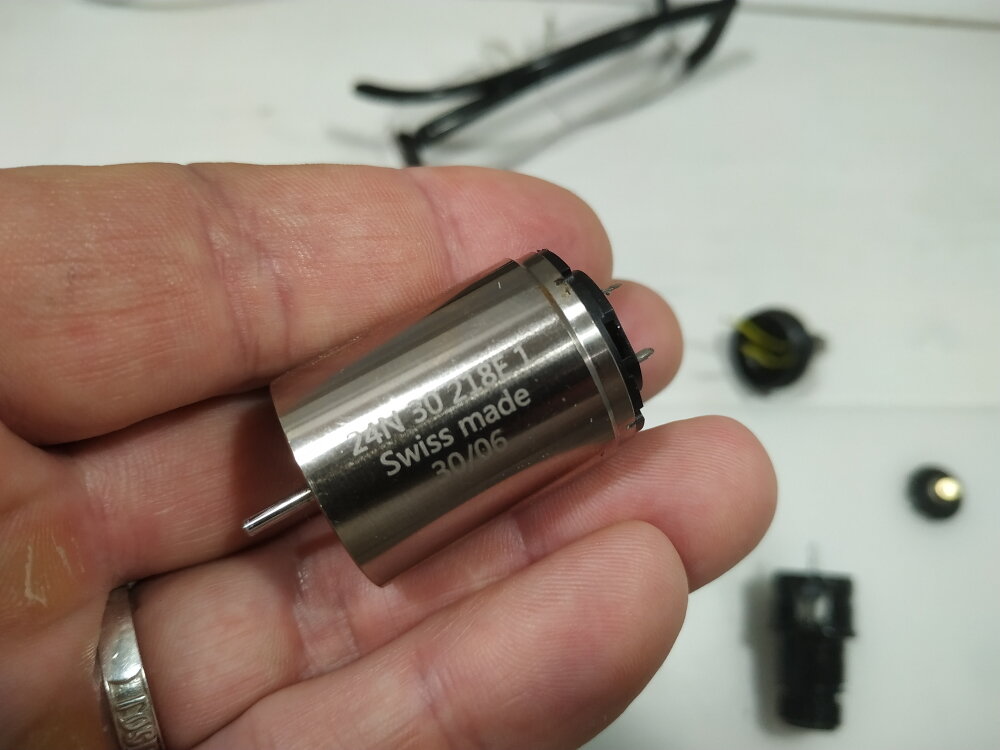 Мотор, установленный на BRONC PEN