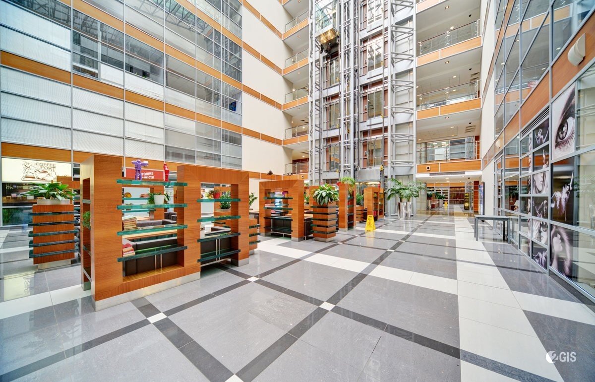 БЦ Barklay Plaza был построен в 2008 году