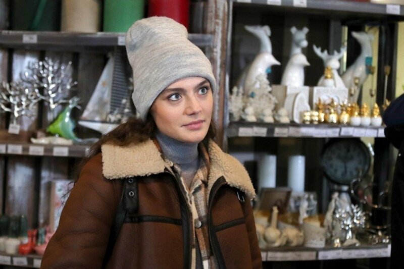 Ангелина Поплавская в роли Алисы Субботиной 