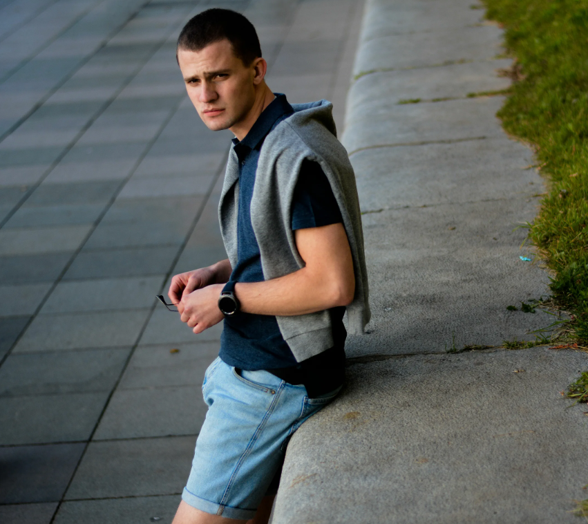 Сегодня Ольга выглядела особенно привлекательно и ярко. Стильная прическа, красивый маникюр новые туфли на высоких шпильках.-3