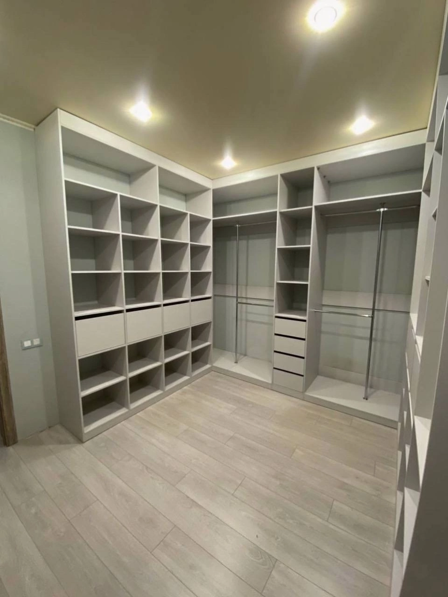 Фотография взята из источника shkafy-moskva.ru