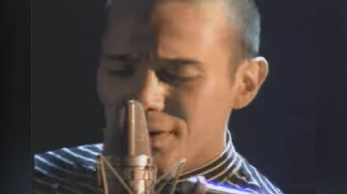 Первый видеоклип с участием Олега Яковлева в легендарном бойз-бенде.  Скриншот © Daily Storm