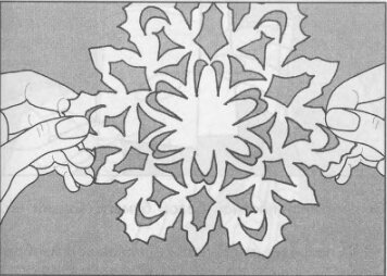 233 трафарета (шаблоны) снежинок на окна для вырезания из бумаги