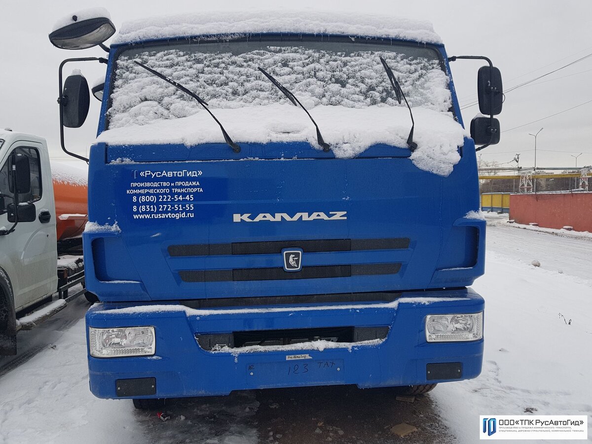 Грустный он какой-то, не правда ли?