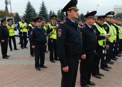 Еще несколько лет назад право проводить отпуск так, как хочется, было у подавляющего большинства граждан России. Сегодня ситуация в корне изменилась. Госслужащие, в том числе и сотрудники МВД, отдыхать за границей права не имеют.